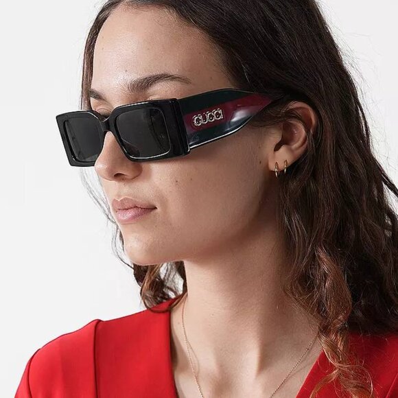 ?️ New Gucci GG1860S 004 Sunglasses - Black/Blue/Red Frame, Violet Lenses
